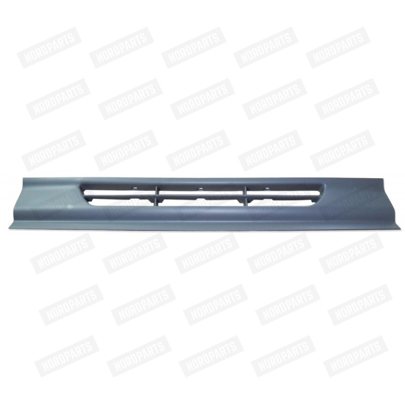 MERC ACTROS 03r- SPOILER CENTER (LOW)