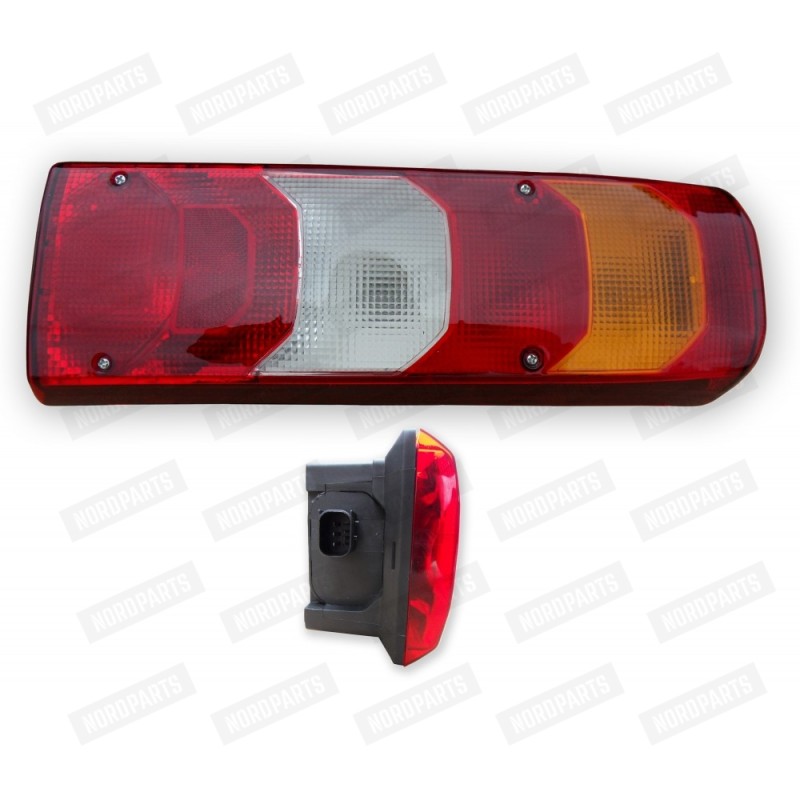 MB ACTROS Rear light / right