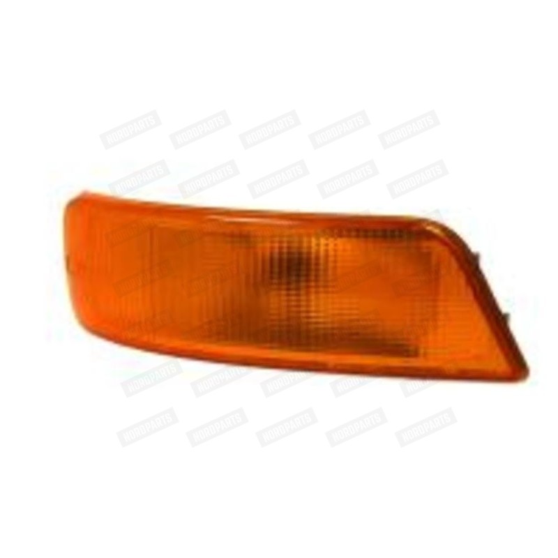 MB ATEGO Suunatuli / parem