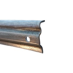 Locking washer for valve seal