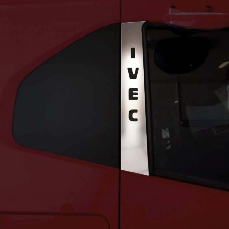 DOOR PILLAR CHROME S-WAY