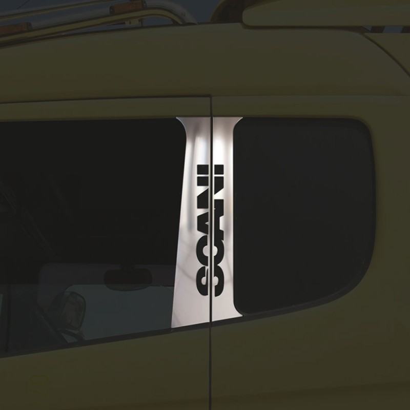 DOOR PILLAR CHROME