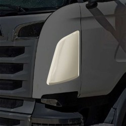DIRT DEFLECTOR